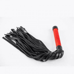 Плеть из натуральной кожи с атласной ручкой красная Romantic Arsenal