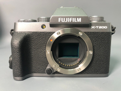 Fujifilm X-T200 Kit XC 15-45mm F3.5-5.6 OIS PZ Black