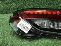 Фонарь правый внутренний Toyota RAV4 5 XA50 18-нв
