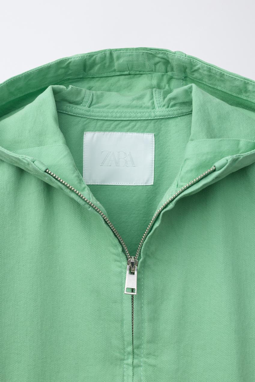 ZARA КУРТКА С КАПЮШОНОМ И ЭТИКЕТКОЙ, ЗЕЛЕНЫЙ