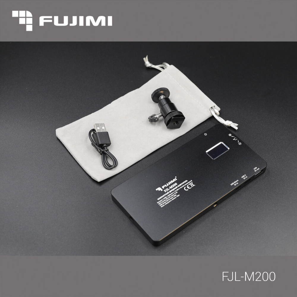 Компактный светодиодный осветитель Fujimi FJL-M200