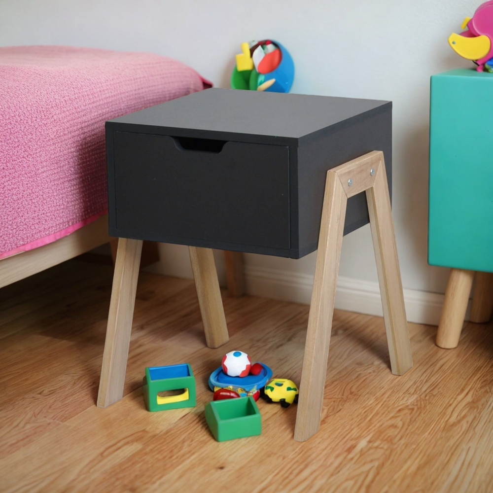 Тумба прикроватная Мунк в спальню и прихожую, с ножками из дуба, с ящиком, черный