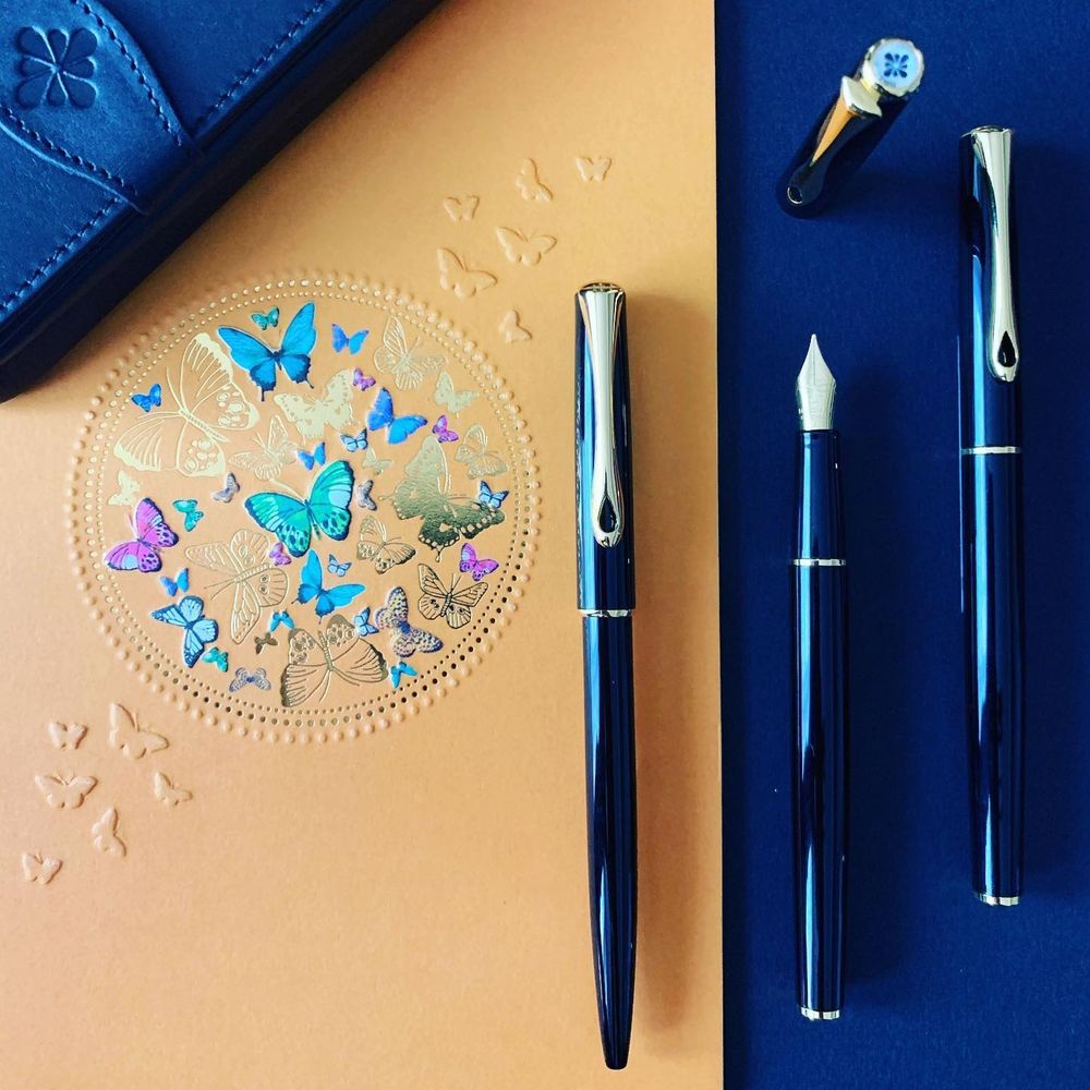 Перьевая ручка Diplomat Traveller black lacquer F (D10424950) 10