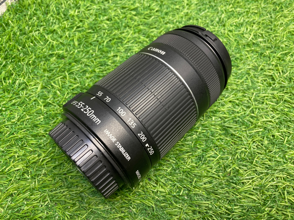 Canon EF-S 55-250mm 4.0-5.6 IS II