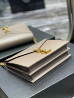 YSL Cassandra Medium 22 cm