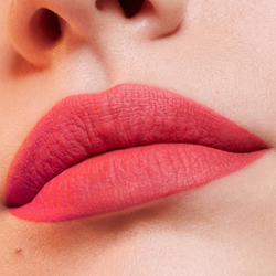 Estee Lauder Pure Color Whipped Matte Lip Color - светлая матовая жидкая помада, 9 ml