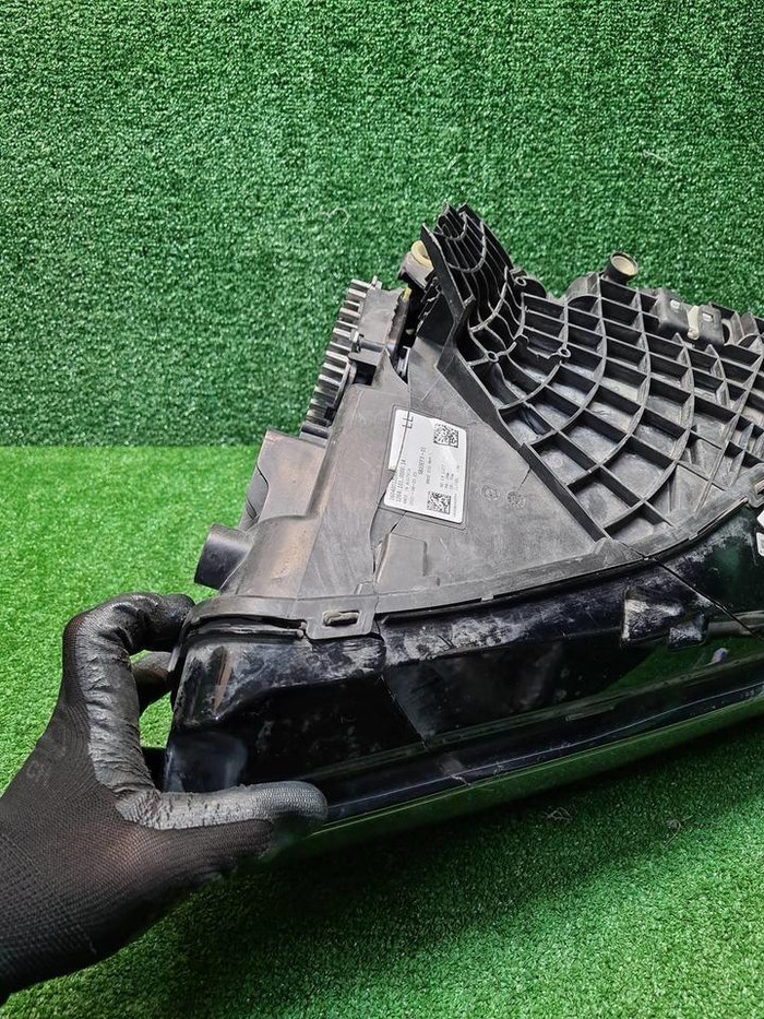 Фара левая BMW 7er G70 (2022-н.в.) LED