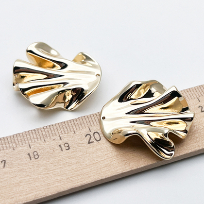 Подвеска Шелк (большая!), цвет золото, размер 30*30 мм, цена за 1 шт