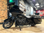 STREET GLIDE SPECIAL, 2024 VIVID BLACK BLACK TRIM