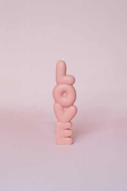 Свеча "Love" розовая