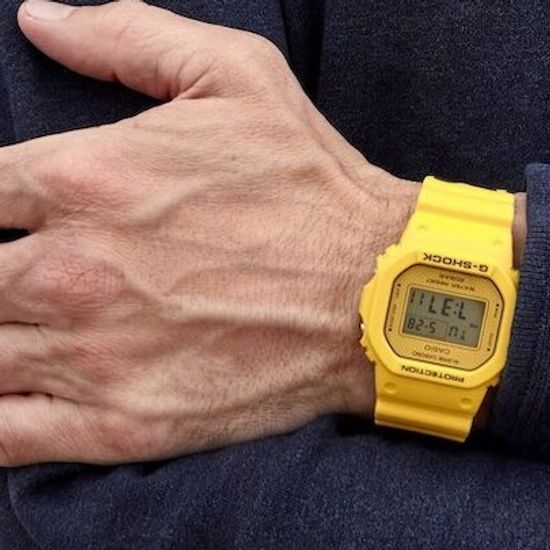 Парные наручные часы Casio G-Shock SLV-22B-9DR