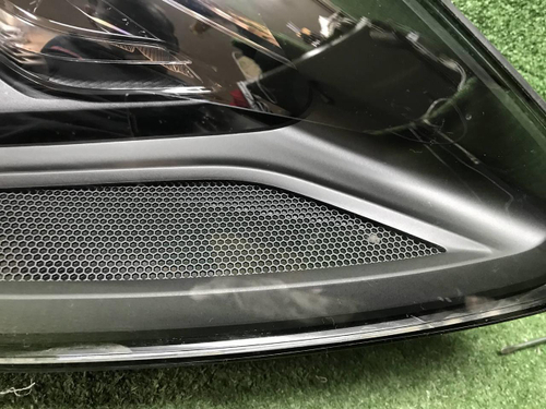 Фара правая Porsche Cayenne 3 (17-23) LED