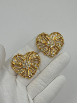 Серьги в виде сердец с кристаллами Avon