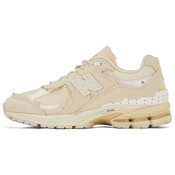 New Balance NB 2002R Беговые кроссовки Низкие Бежевые Унисекс