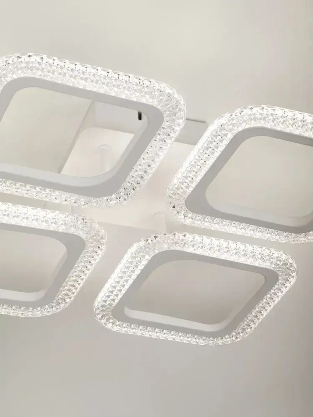 Люстра потолочная светодиодная с пультом ДУ Rivoli белая 64 Вт LED 2800К - 6200К, светильник на кухню, в детскую, в спальню