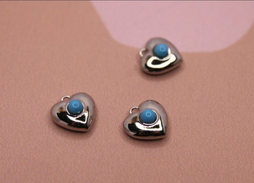 Подвеска сердце 10 мм с синей вставкой