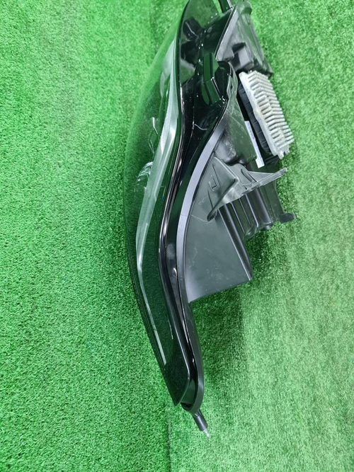 Фара правая RR Vogue 4 L405 (2017-2022) Pixel LED