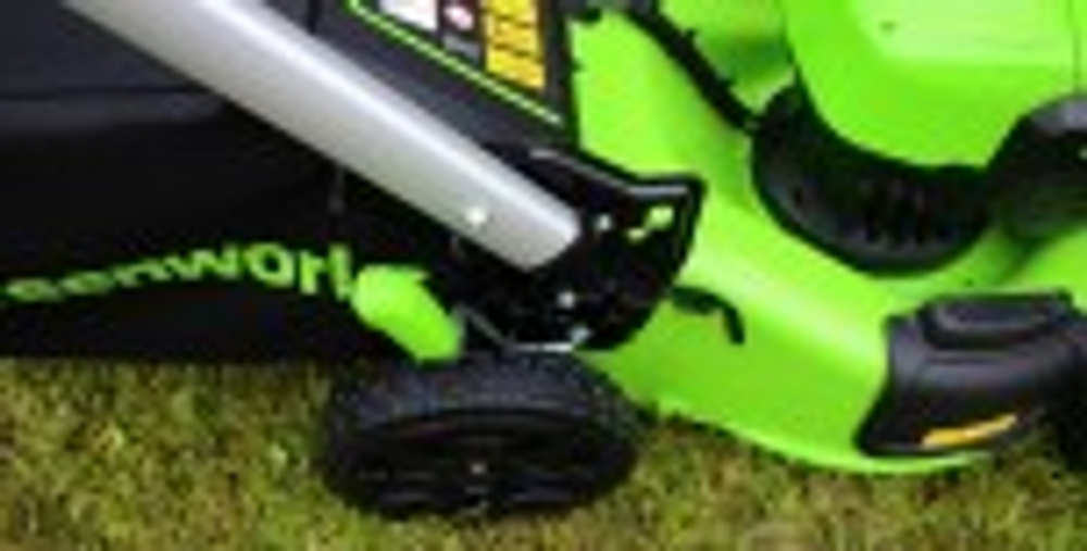 Газонокосилка аккумуляторная GREENWORKS GD40LM48SP 40V, самоходная, б/щ, АКБ 8Ач и ЗУ 2517407UH