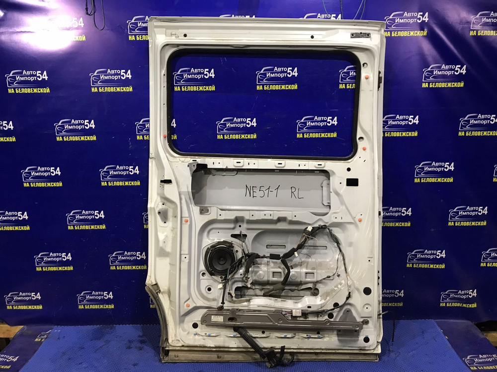 Дверь задняя левая NISSAN ELGRAND 2005