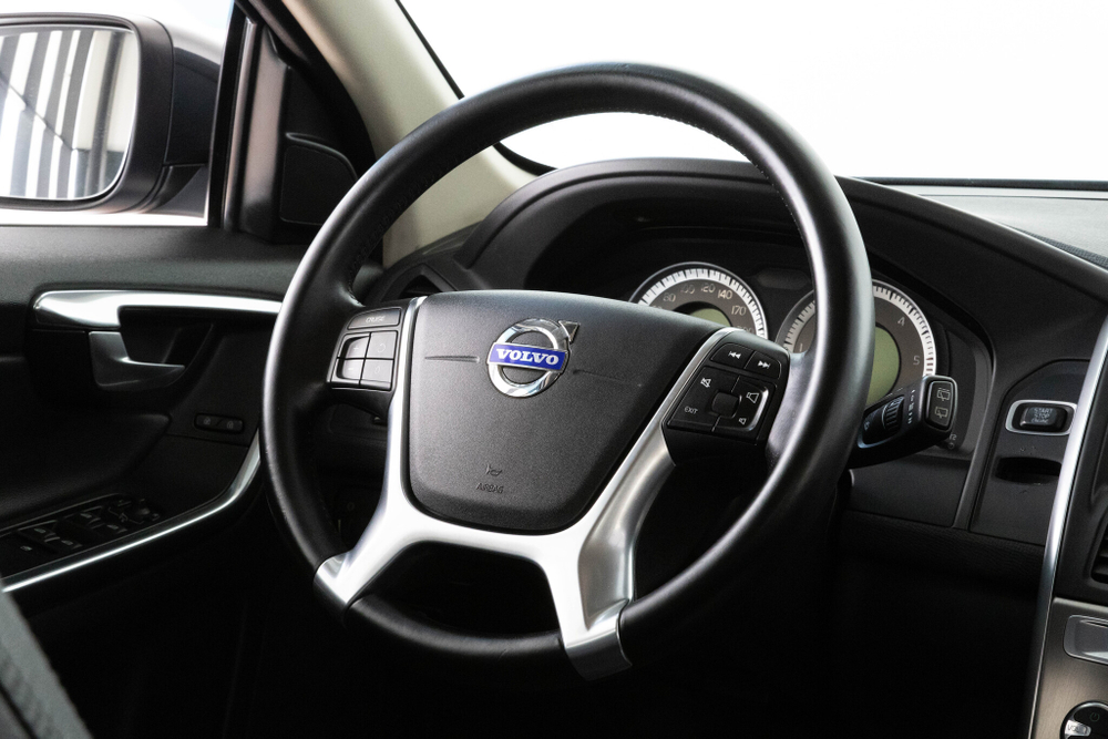 Volvo XC60, 2012 год