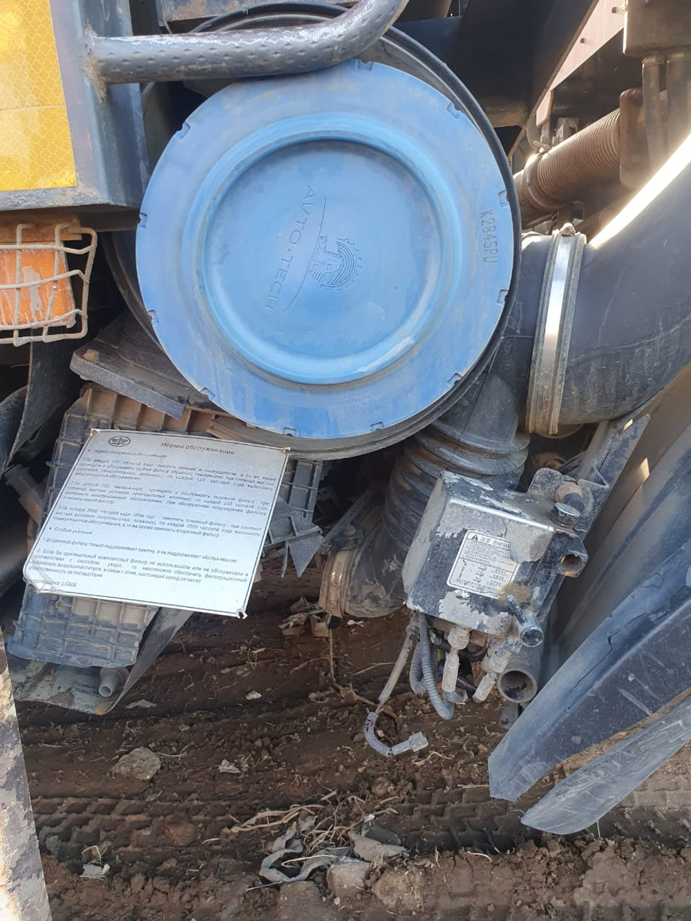 FAW J6 6x4 Самосвал CA3250P66K24T1E5 (Дизельный, 11,1 л, 390 л.с., МТ)