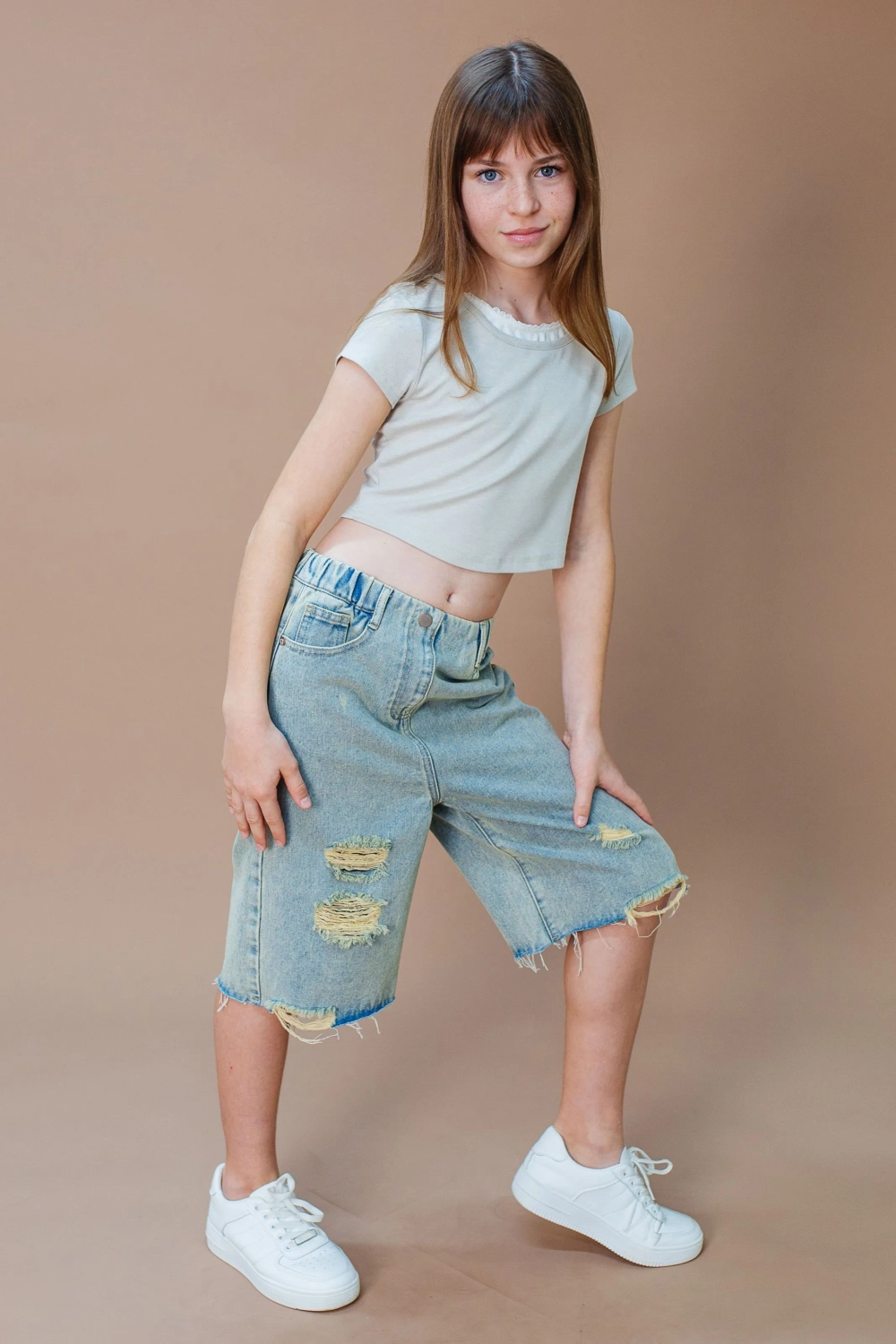 Шорты бермуды рваные