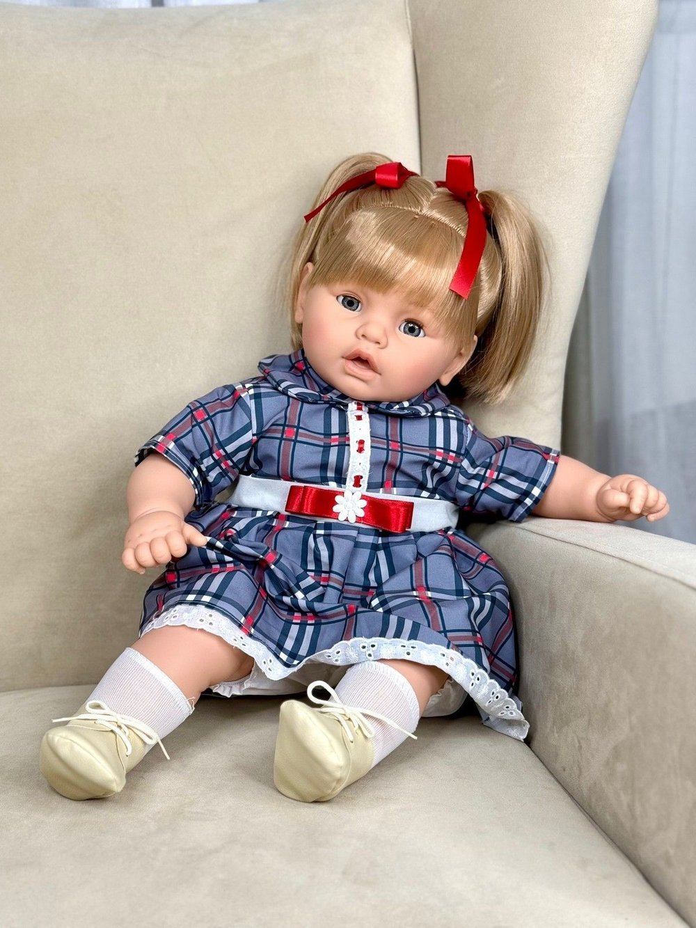 Кукла Berbesa мягконабивная 62см Dulzona (8038S)