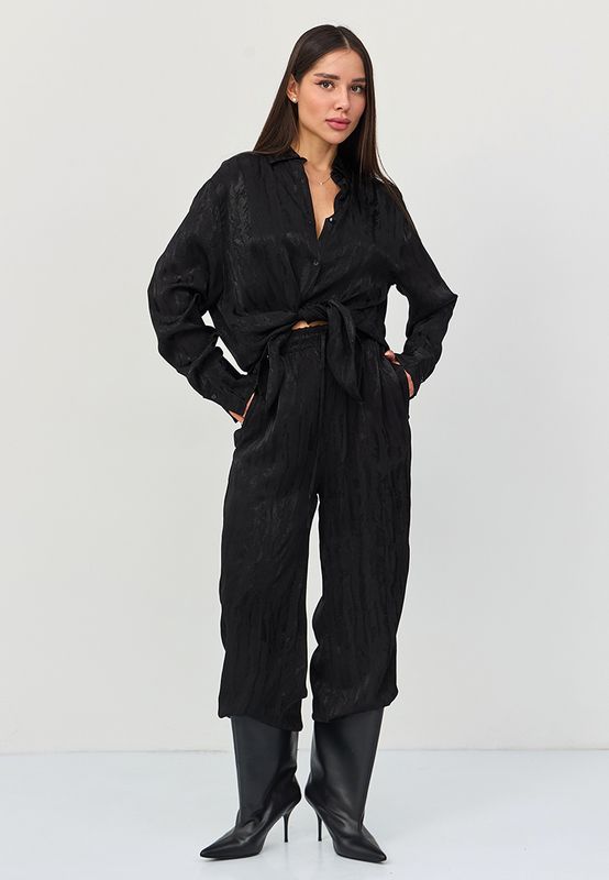 Костюм брючный с рубашкой