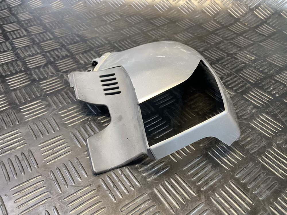 Пластик передний левый Suzuki GSR400 (GK7DA) 44181-44G0