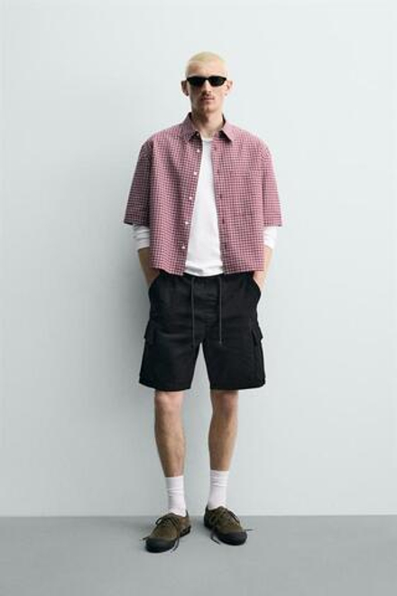 ZARA ШОРТЫ КАРГО RELAXED FIT С ЭФФЕКТОМ ПОТЕРТОСТИ, ЧЕРНЫЙ