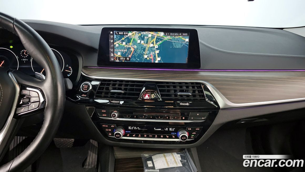 BMW 5 Series (G30) 520d Luxury Plus (08.2019)