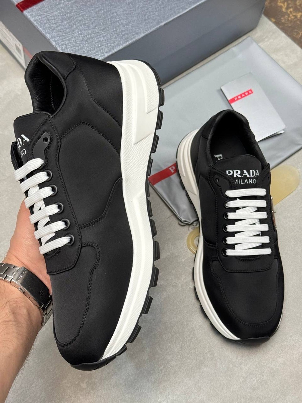 Кроссовки Prada