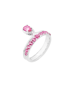Кольцо из серебра со вставками из розовых фианитов