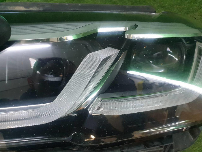 Фара левая BMW 5er G30 (2020-2023) LED