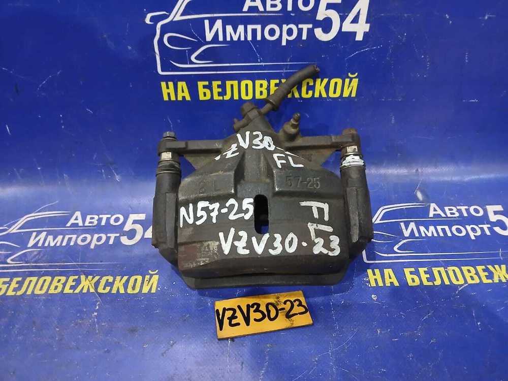 Суппорт тормозной передний левый TOYOTA CAMRY PROMINENT 1991