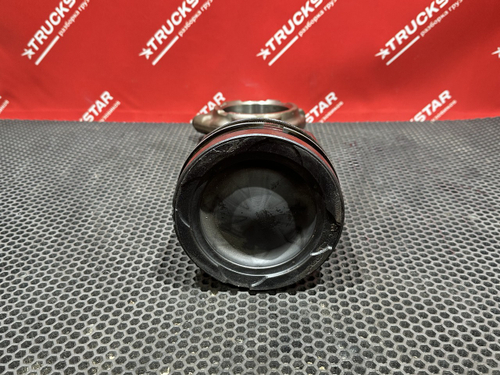 Поршень с шатуном 2019г