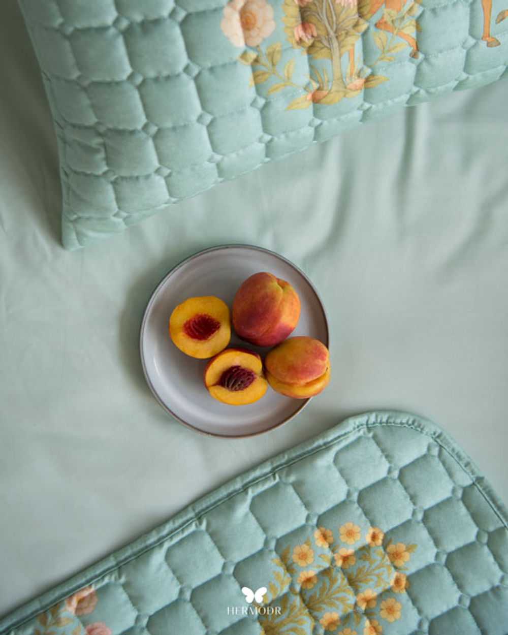 Комплект стеганного покрывала и 3 наволочек Soufiyan Navy Blue Hermodr 130220321 Иран