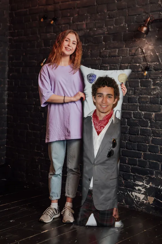 Дакимакура Роберт Шиэн