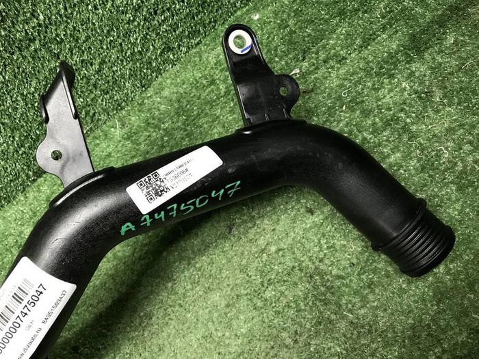 Патрубок интеркулера Geely Coolray (2019-н.в.)