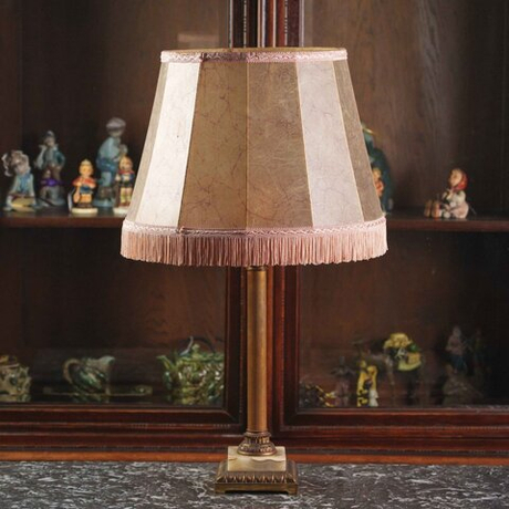 Винтажная настольная лампа