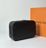 Нессер Louis Vuitton