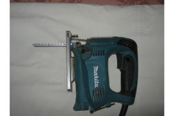 Электролобзик Makita 4329