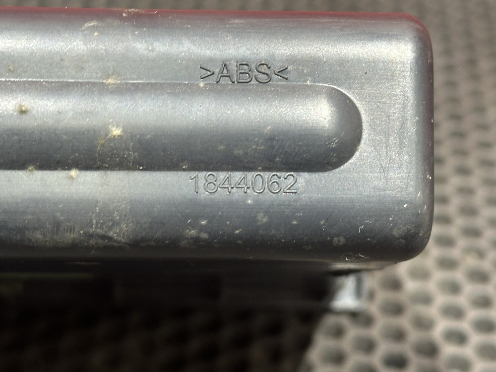 Карман панели приборов 2018г.