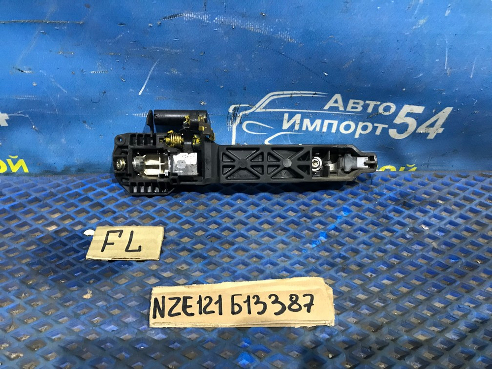 Ручка двери передней левой внешняя TOYOTA ALLEX 2001-2006