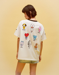 BERSHKA Футболка оверсайз с принтом BT21, белый