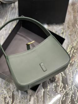 Saint Laurent Le 5 à 7 Hobo Bag