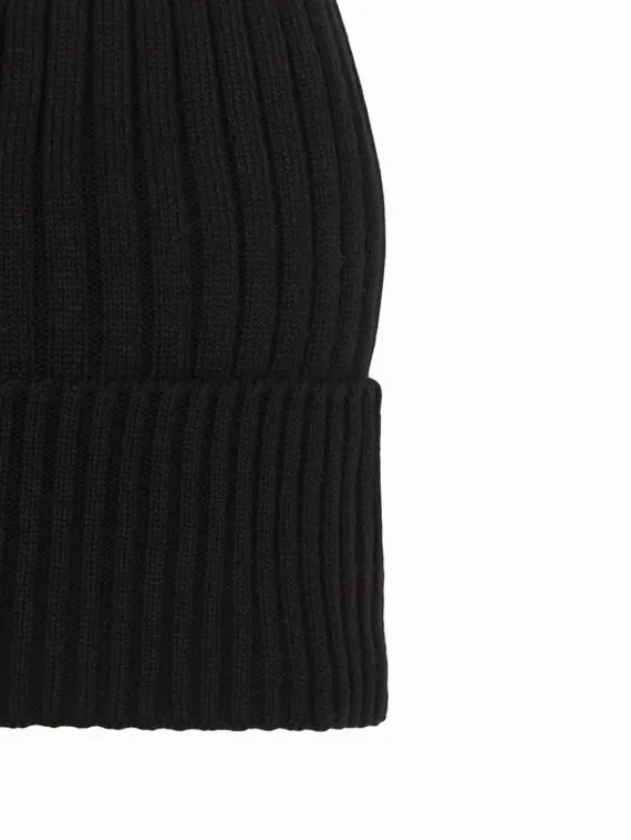 Шапка женская зимняя, цвет чёрный, размер 52-56