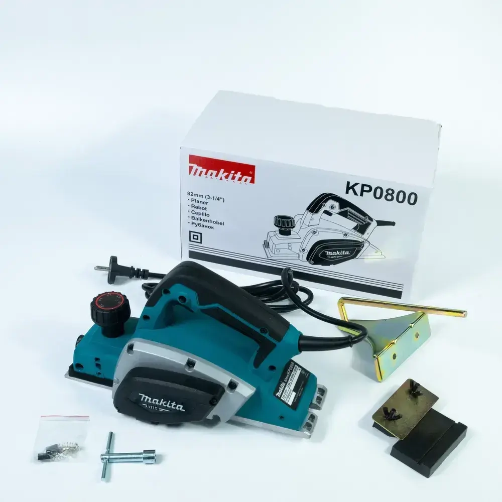 Электрорубанок Makita 82MM 620W