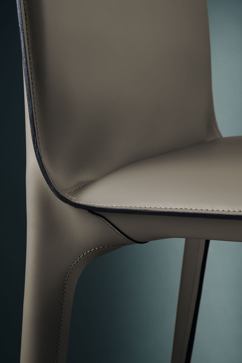 Стул Walter Knoll Saddle Chair