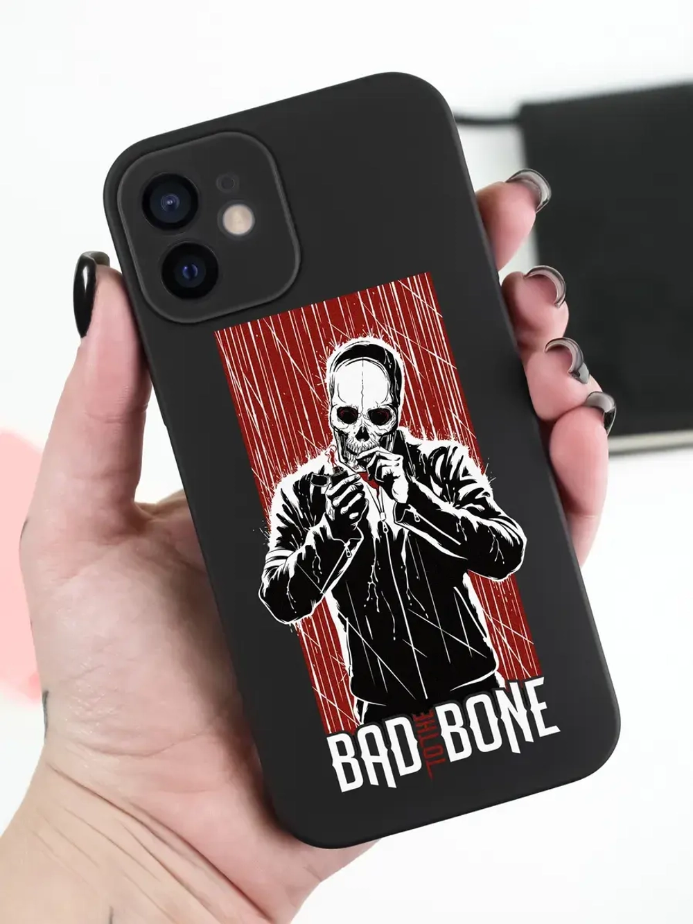 Чехол на iPhone 12 с принтом